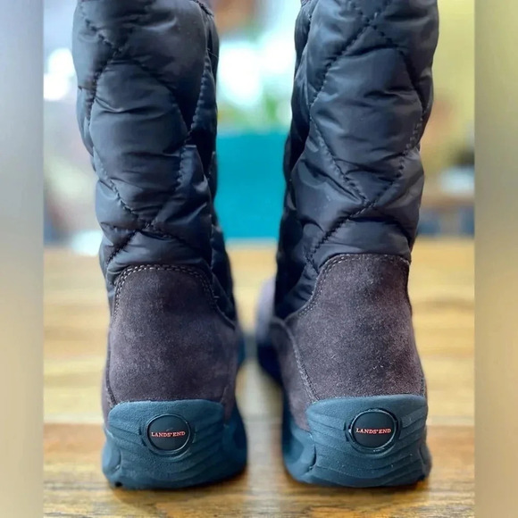 Lands’ End | Suede and Quilt Winter Boots | Women’s 9 - Picture 5 of 6